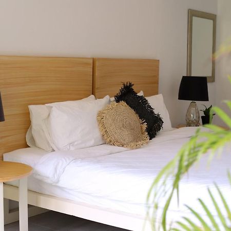 Sea Green Boutique Rooms 제너럴 루나 외부 사진