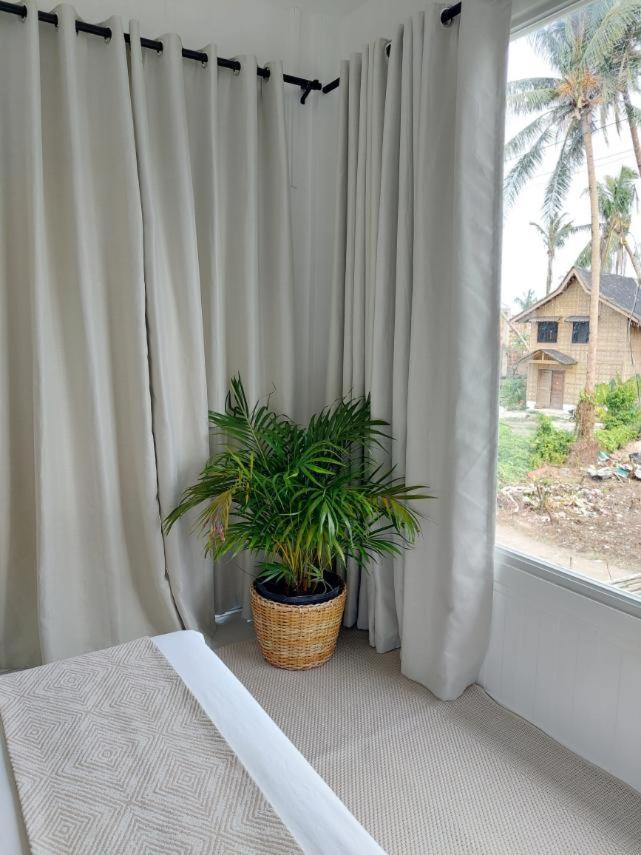 Sea Green Boutique Rooms 제너럴 루나 외부 사진